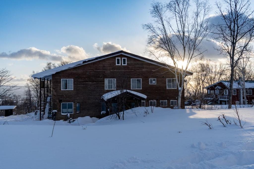 Annupuri Mountain View Lodge — 5