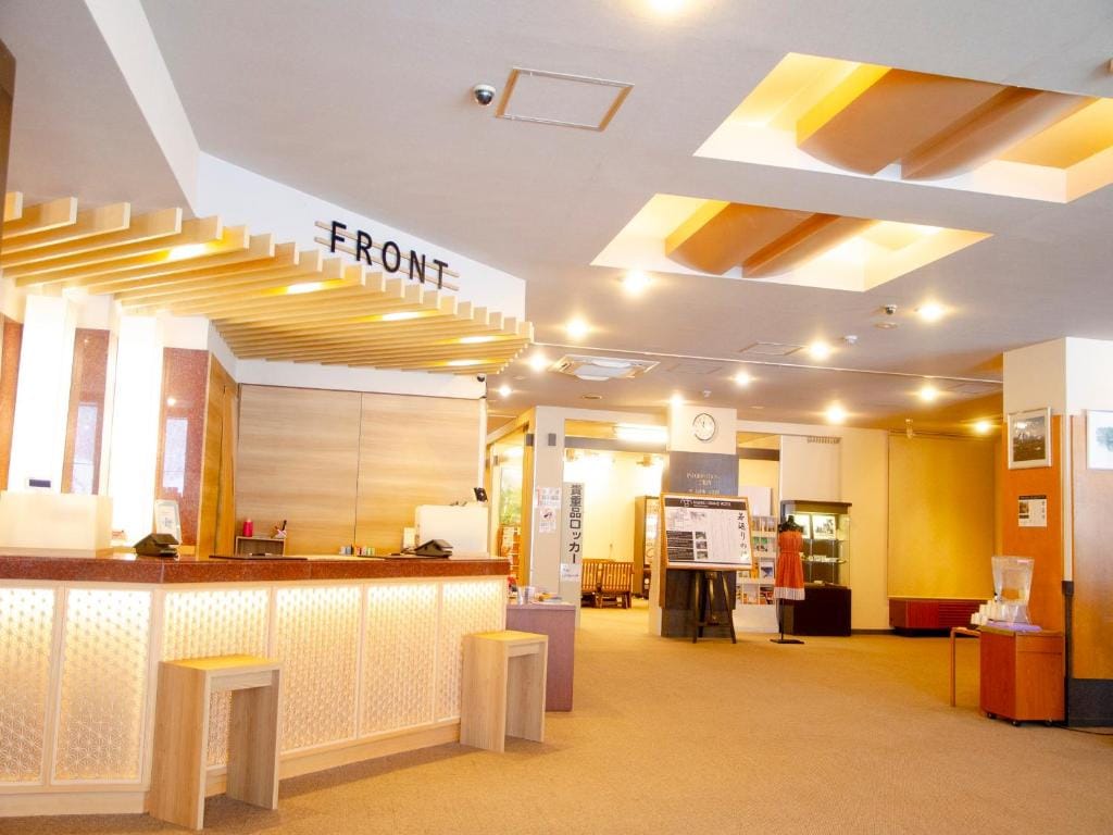Niseko Grand Hotel — 3