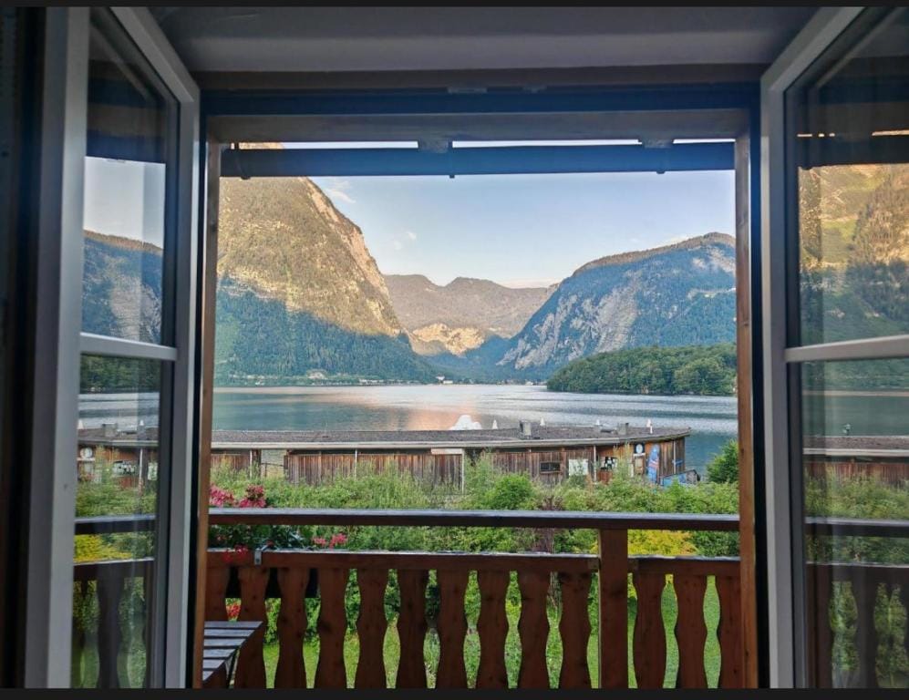 Seehotel am Hallstättersee — 1