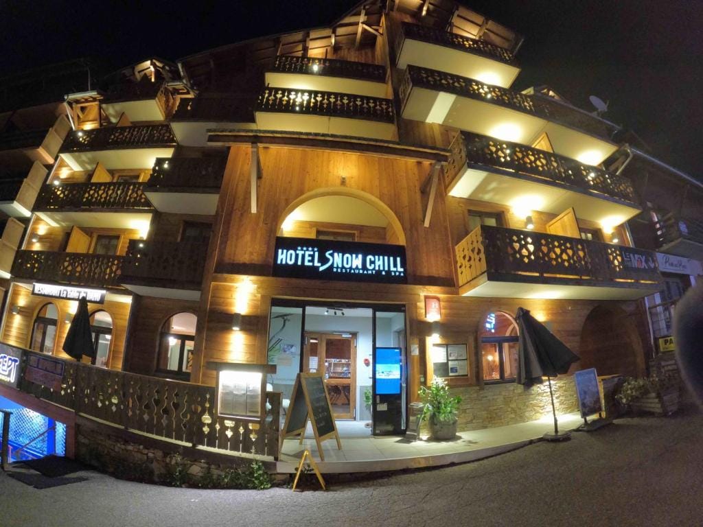 Hotel SNOW CHILL — 4