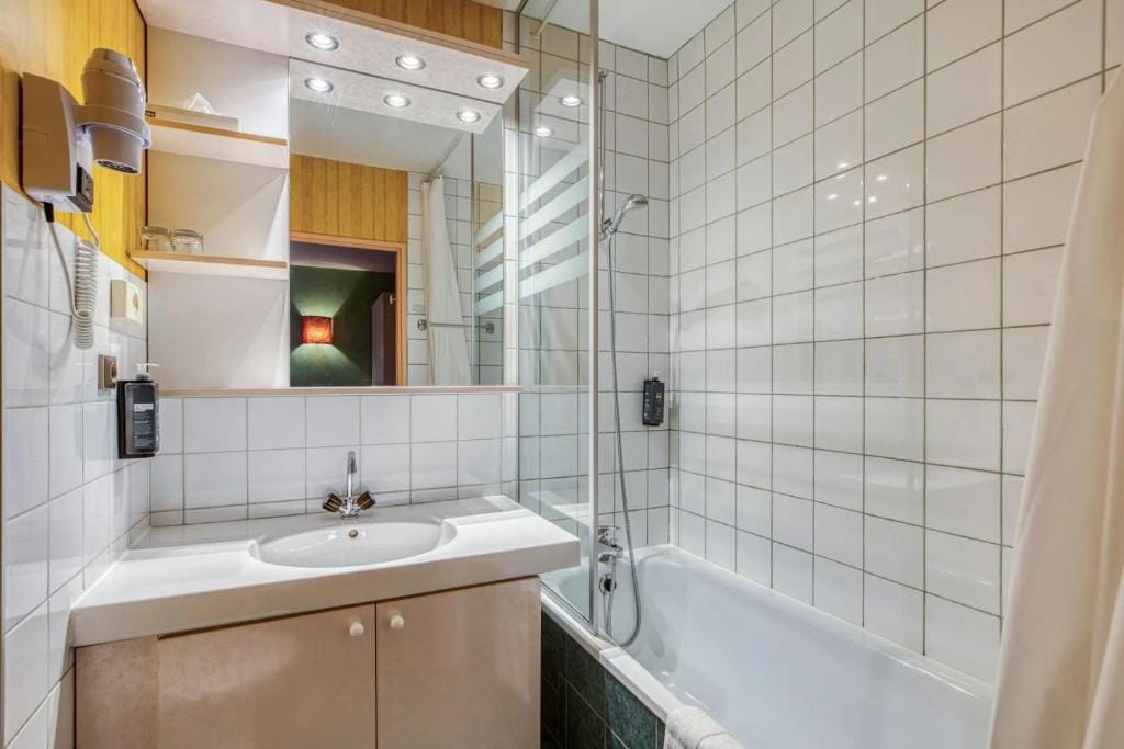 Brit Hotel Florimont — 3