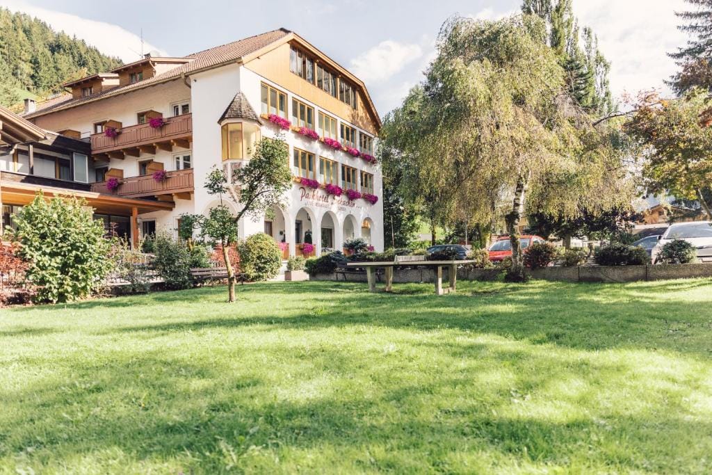 Parkhotel Schachen — 1