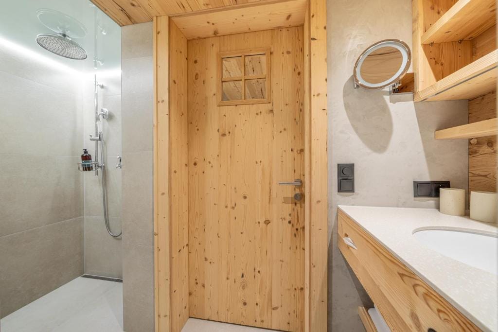 Hotel Alpenfriede — 4