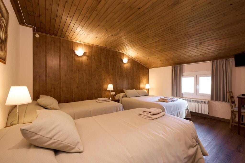 Hotel Peretol — 2