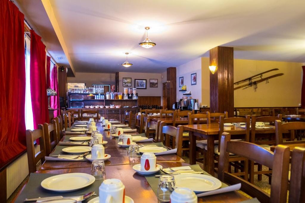 Hotel Peretol — 4