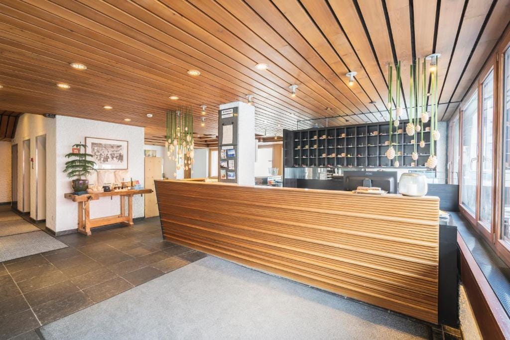 Hauser Hotel St. Moritz — 4