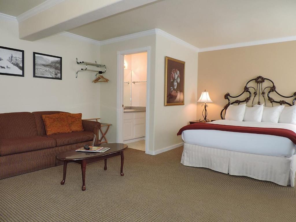The Victorian Inn — 2