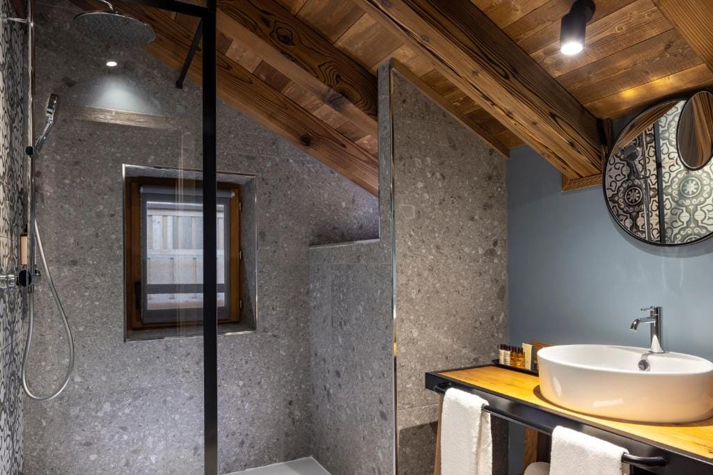 Hotel MONT-BLANC VAL D'ISERE — 2