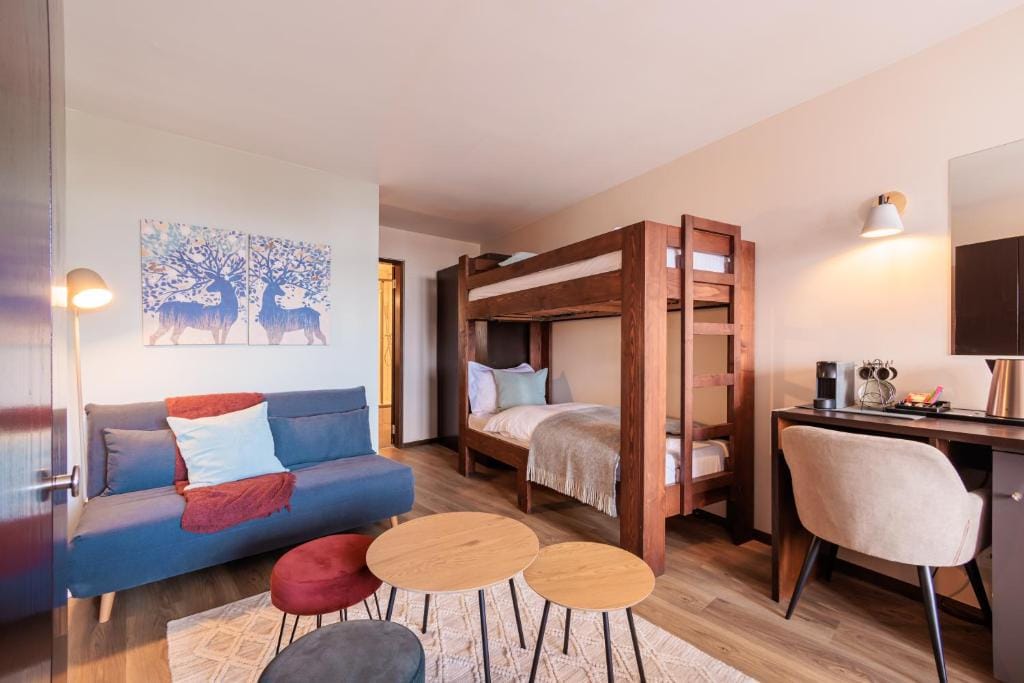 No 8 Bed & Bar — 4