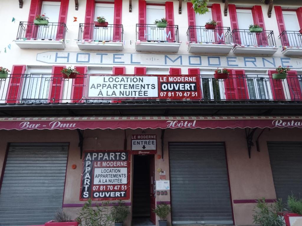 LE MODERNE VEYNES - Location d'appartements à la nuitée — 5