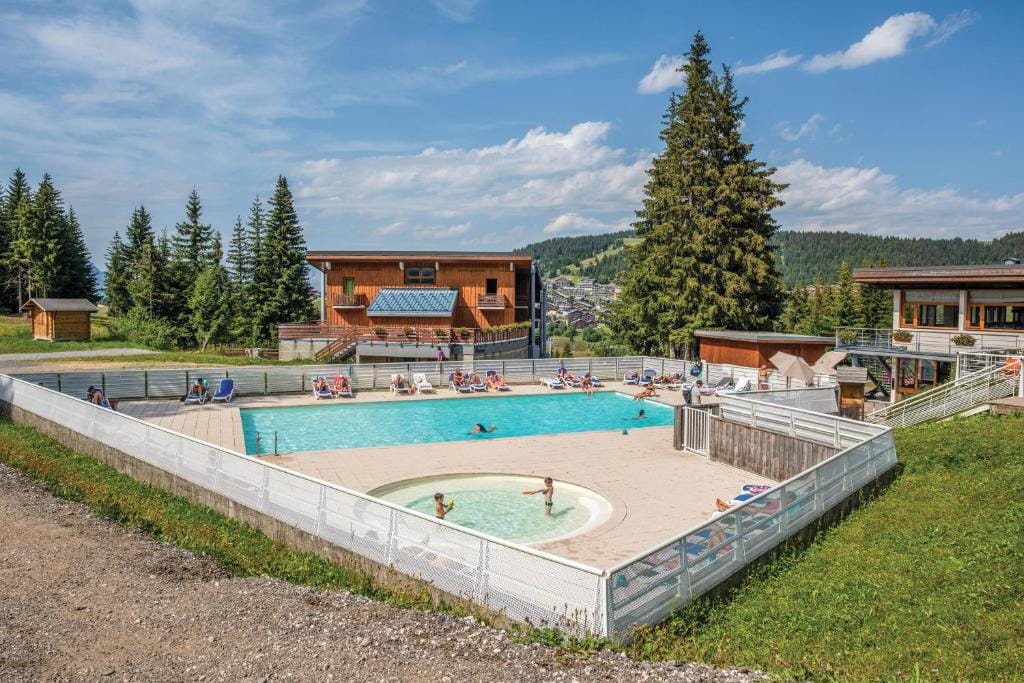 Belambra Clubs Les Saisies - Les Embrunes - Ski pass included — 2