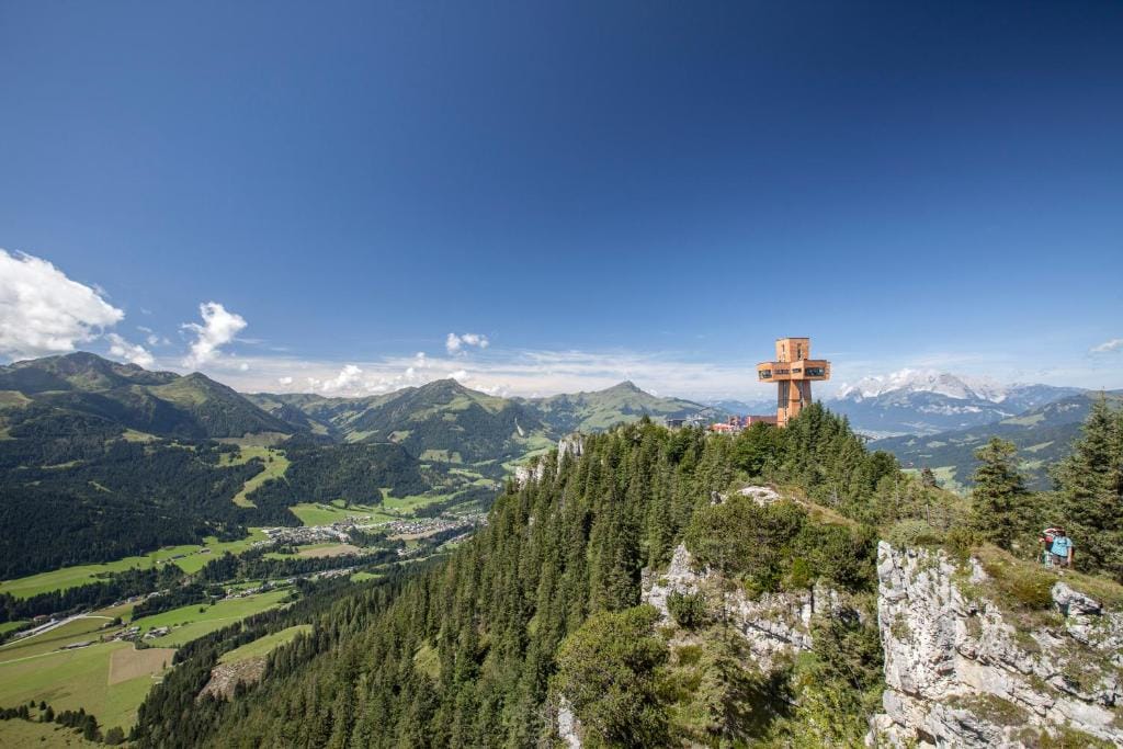Hotel Tiroler Adler - bed and breakfast — 4