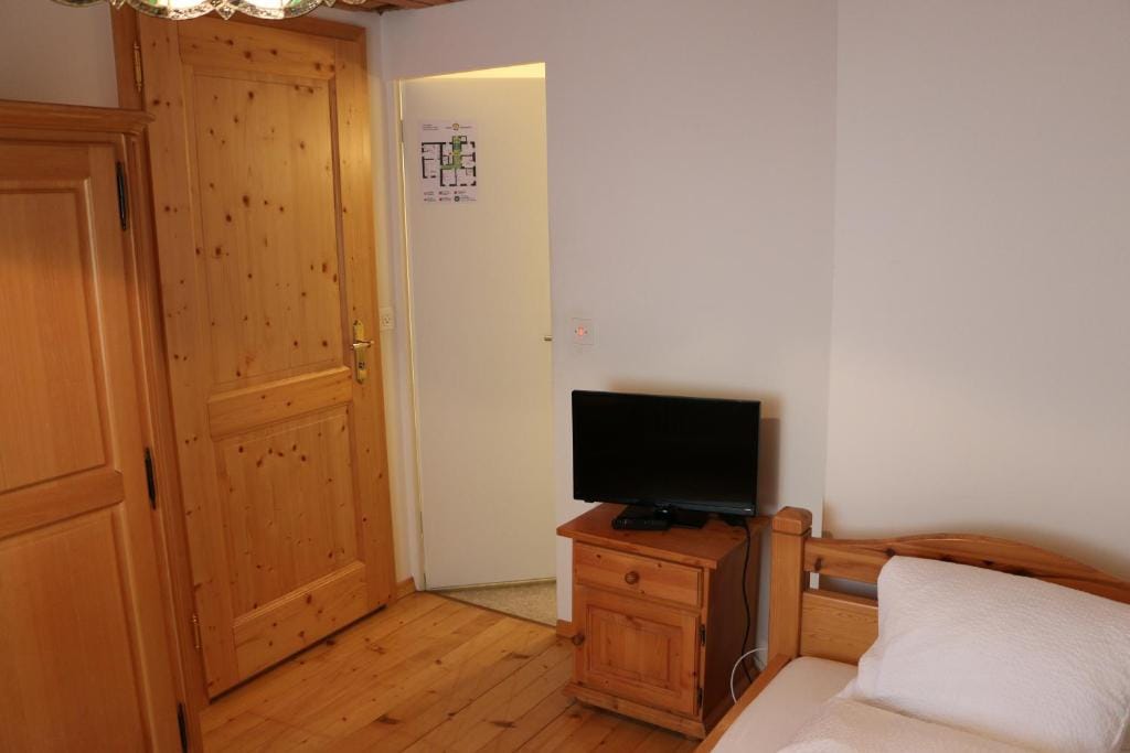 Hotel Lowen — 5