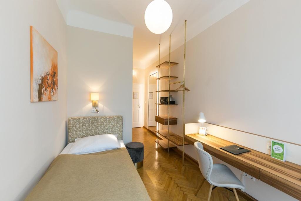 Stadthotel zur goldenen Krone — 2