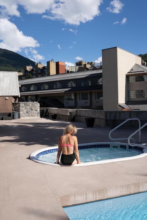 Adara Hotel — 4