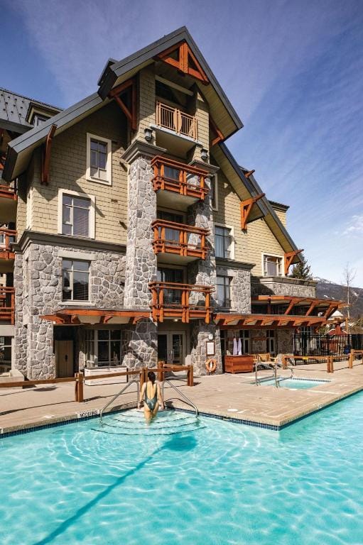 Pan Pacific Whistler Village Centre — 4