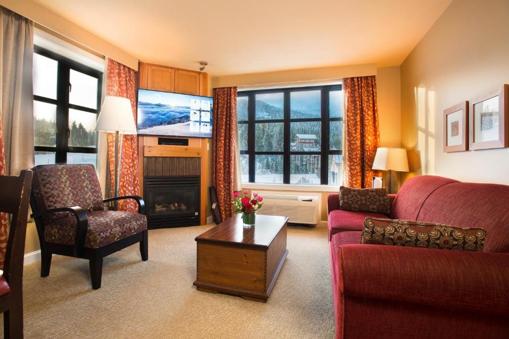 Sundial Hotel — 2