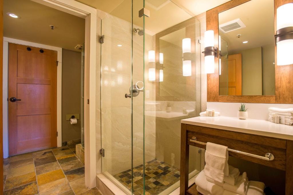 Sundial Hotel — 3