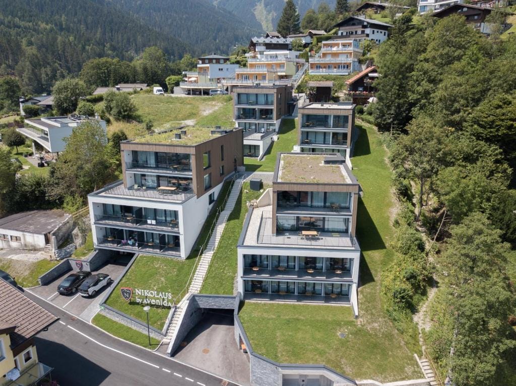 Nikolaus by AvenidA Panoramic Wellness Suites — 1