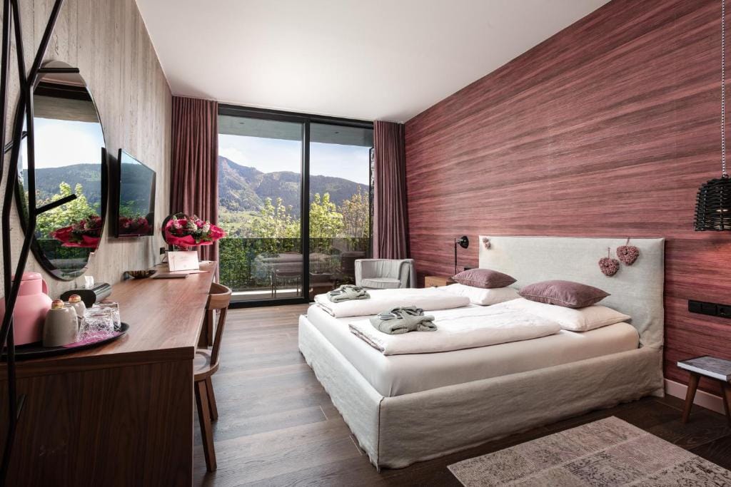 Senses Violett Suites - Adults Only — 2
