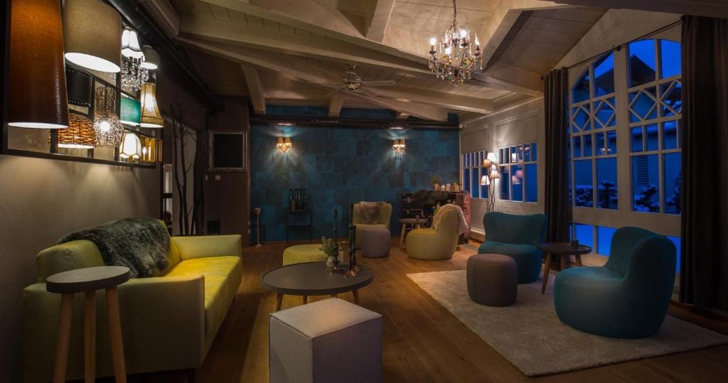 TWO TIMEZ - Boutique Hotel - with AC — 5