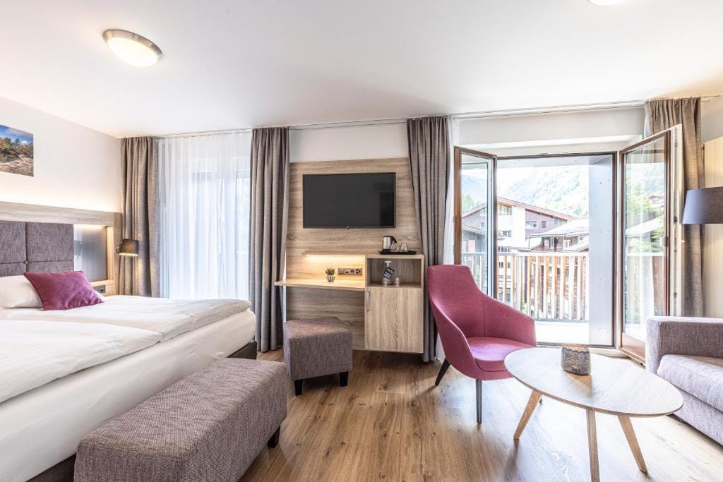 Hotel Bristol — 3