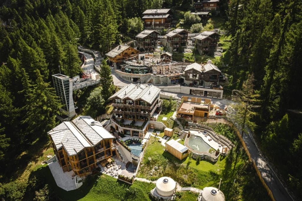 Nomad by CERVO Mountain Resort — 2