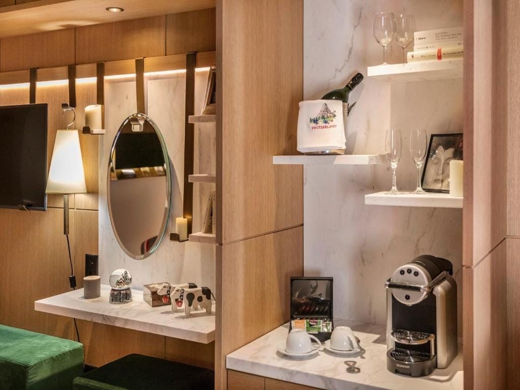 Schweizerhof Zermatt - a Small Luxury Hotel — 3