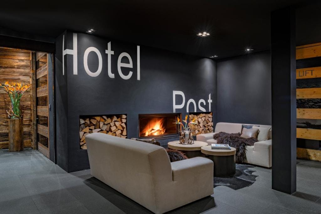 Unique Hotel Post — 2